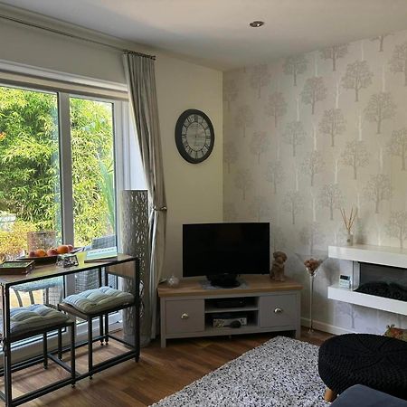 Secret Gem 1 Bed Garden Flat Private Luxury Hot Tub Appartement Bournemouth Buitenkant foto