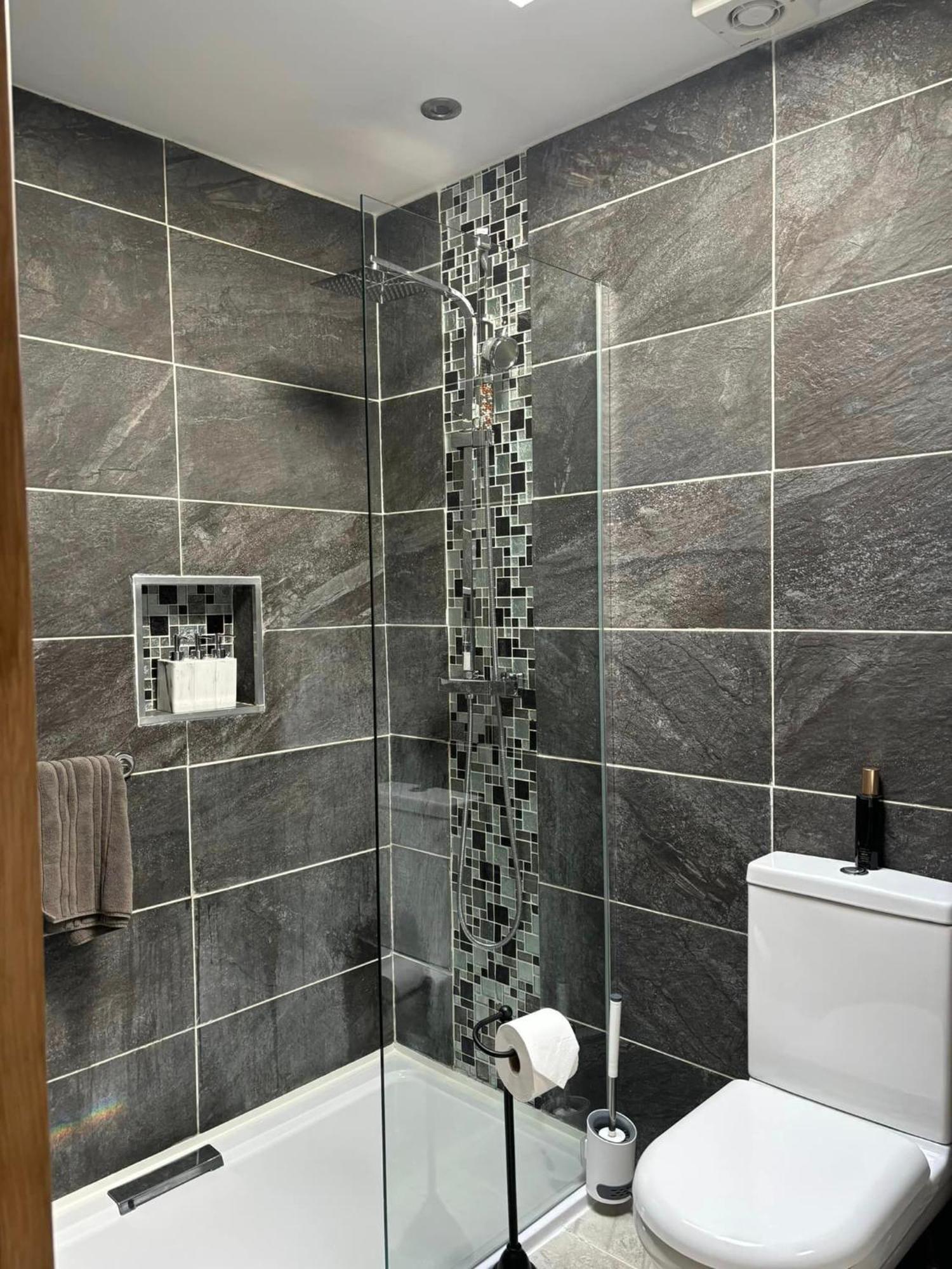 Secret Gem 1 Bed Garden Flat Private Luxury Hot Tub Appartement Bournemouth Buitenkant foto