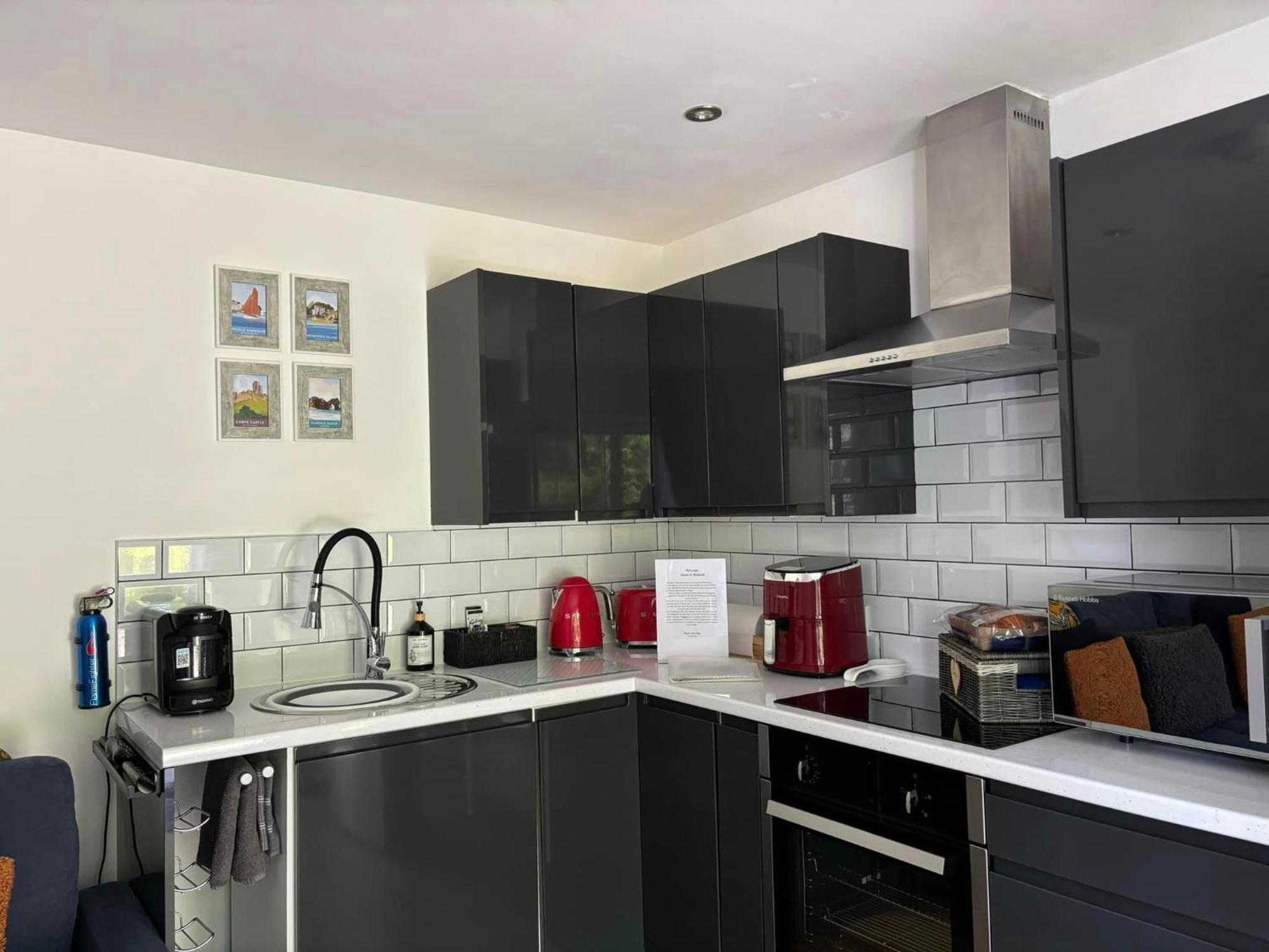 Secret Gem 1 Bed Garden Flat Private Luxury Hot Tub Appartement Bournemouth Buitenkant foto